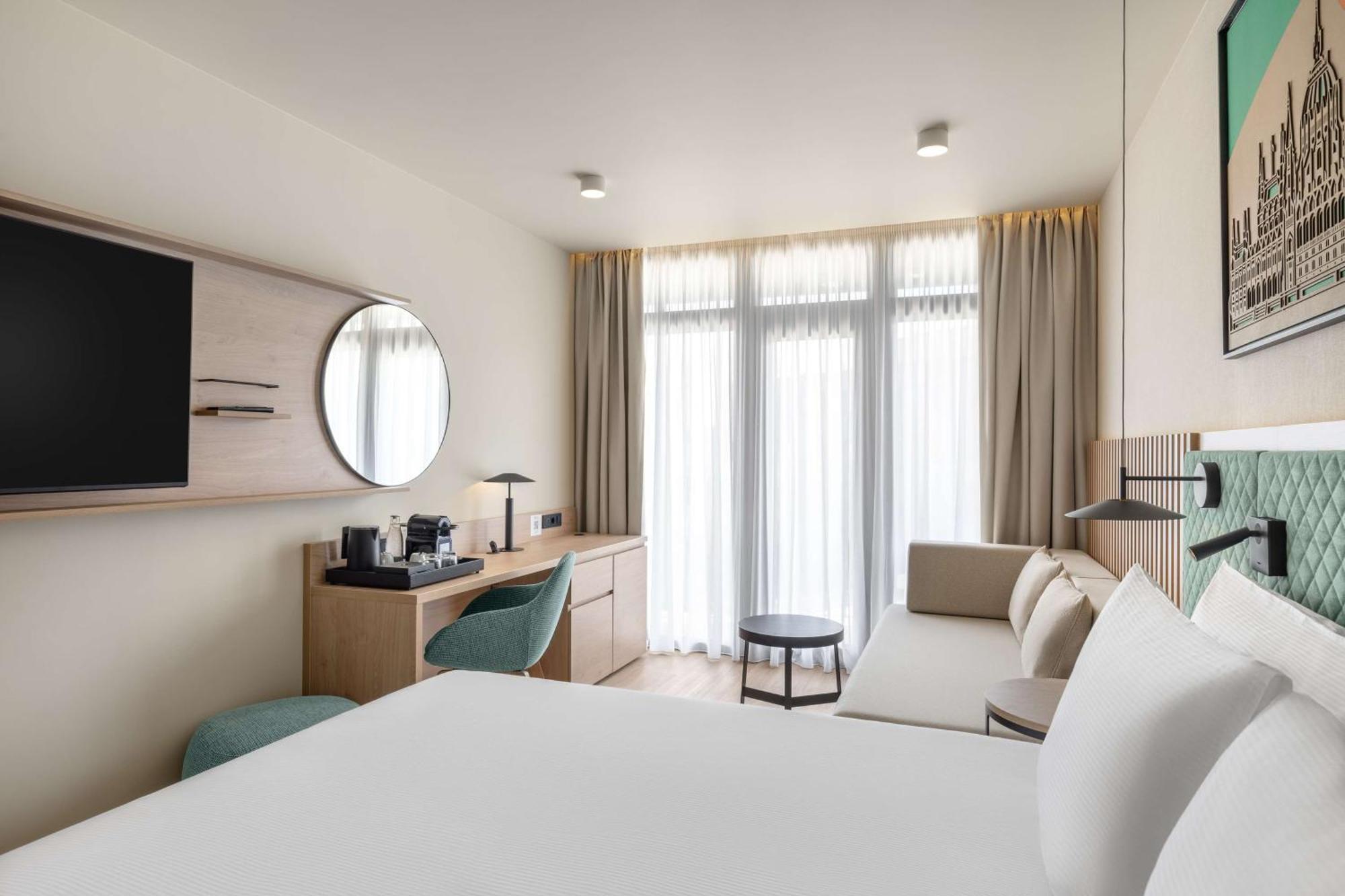 Hilton Garden Inn Debrecen City Center Exterior foto